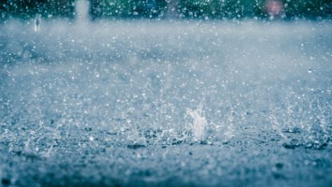 Maharashtra Weather Update : राज्यात दोन दिवस पावसाची शक्यता, बळीराजाचं टेन्शन वाढलं !