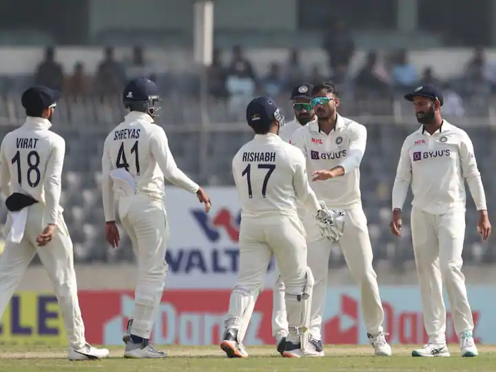 कसोटीत टीम इंडिया संकटात! विजयासाठी 100 धावांची गरज