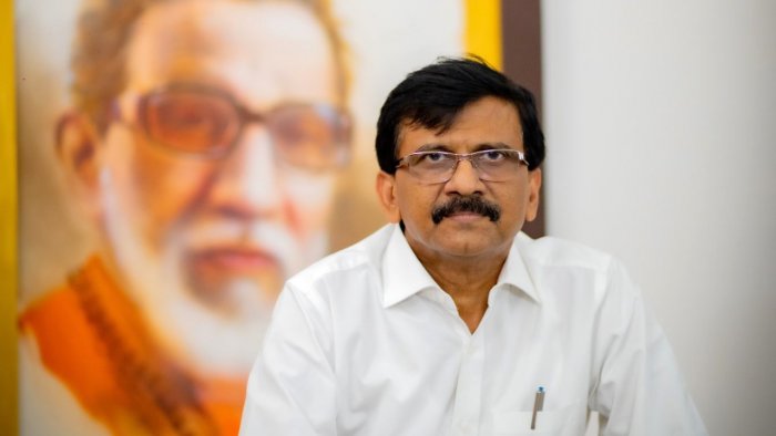 Sanjay Raut Death Threat: मोठी बातमी! संजय राऊतांना लॉरेन्स बिष्णोई गँगकडून जीवे मारण्याची धमकी! Sanjay Raut 1128268 1658251138