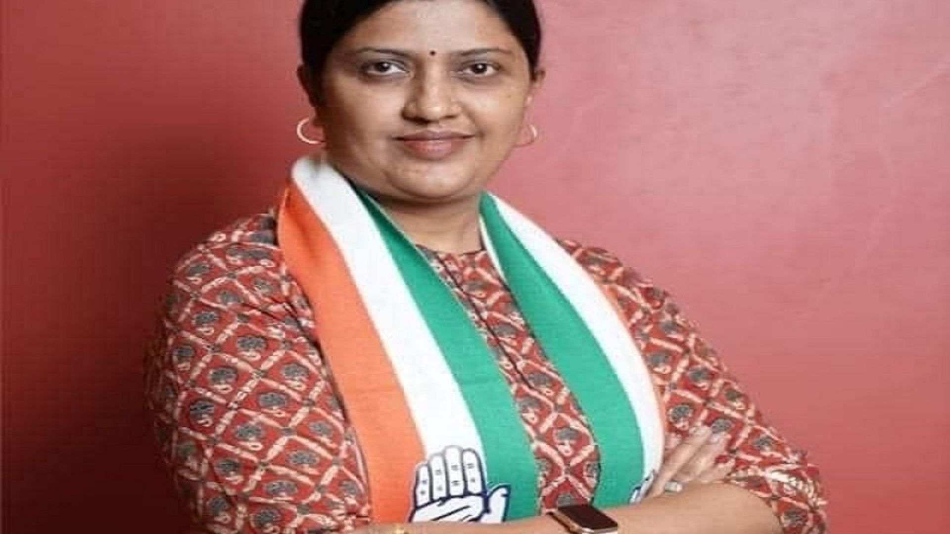 Dr Pradnya Rajiv Satav : काँग्रेसच्या आमदारावर कळमनुरीत हल्ला! Dr Pradnya Satav