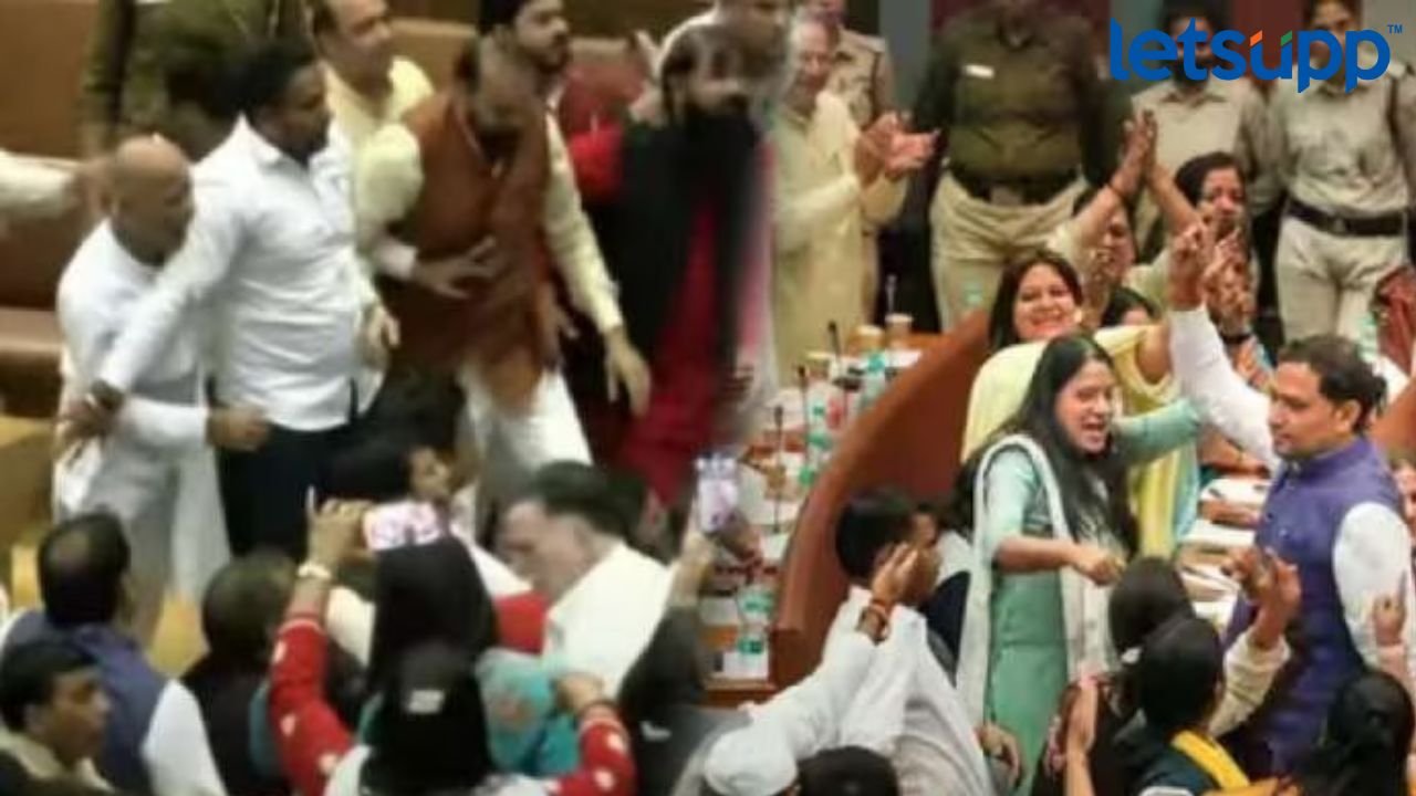 Delhi Municipal Corporation पुन्हा राडा; भाजप-आप नगरसेवकांमध्ये तुफान हाणामारी Untitled Design (3)