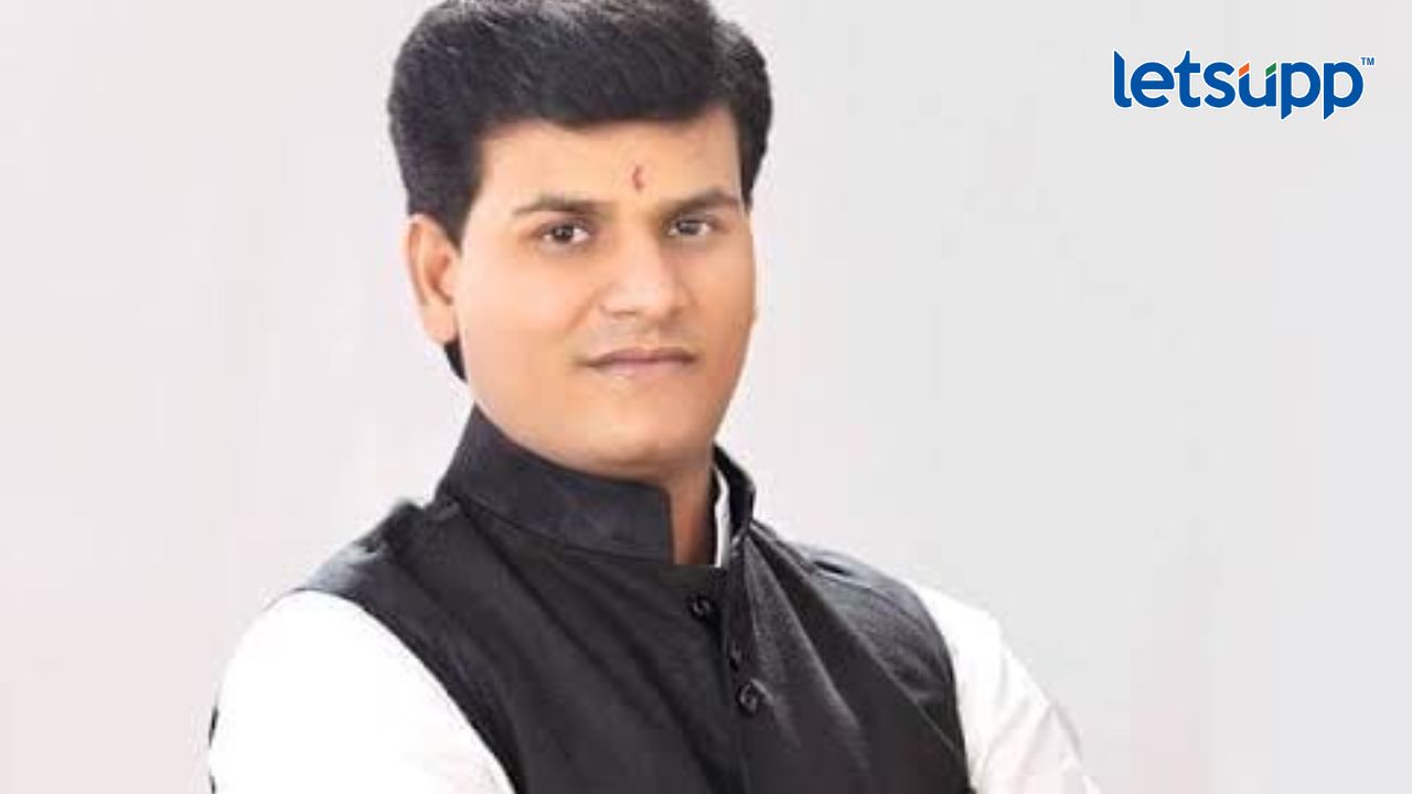 Ravi Rana : शिवसेनेचे खरे वारसदार हे मुख्यमंत्री एकनाथ शिंदेच Untitled Design (8)