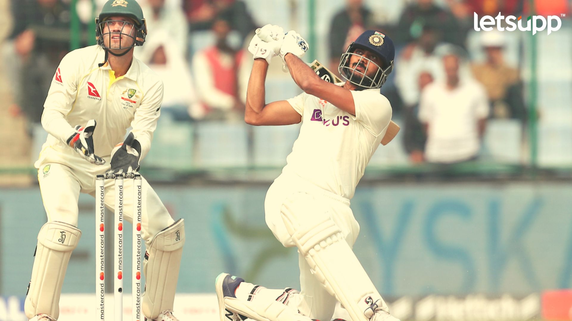 Ind VS Aus 2nd Test : अक्षर पटेलची एकाकी झुंज, 74 धावा करत सावरला भारताचा डाव Important Update Regarding Shreyas Iyer Fitness Has Come Out (43)