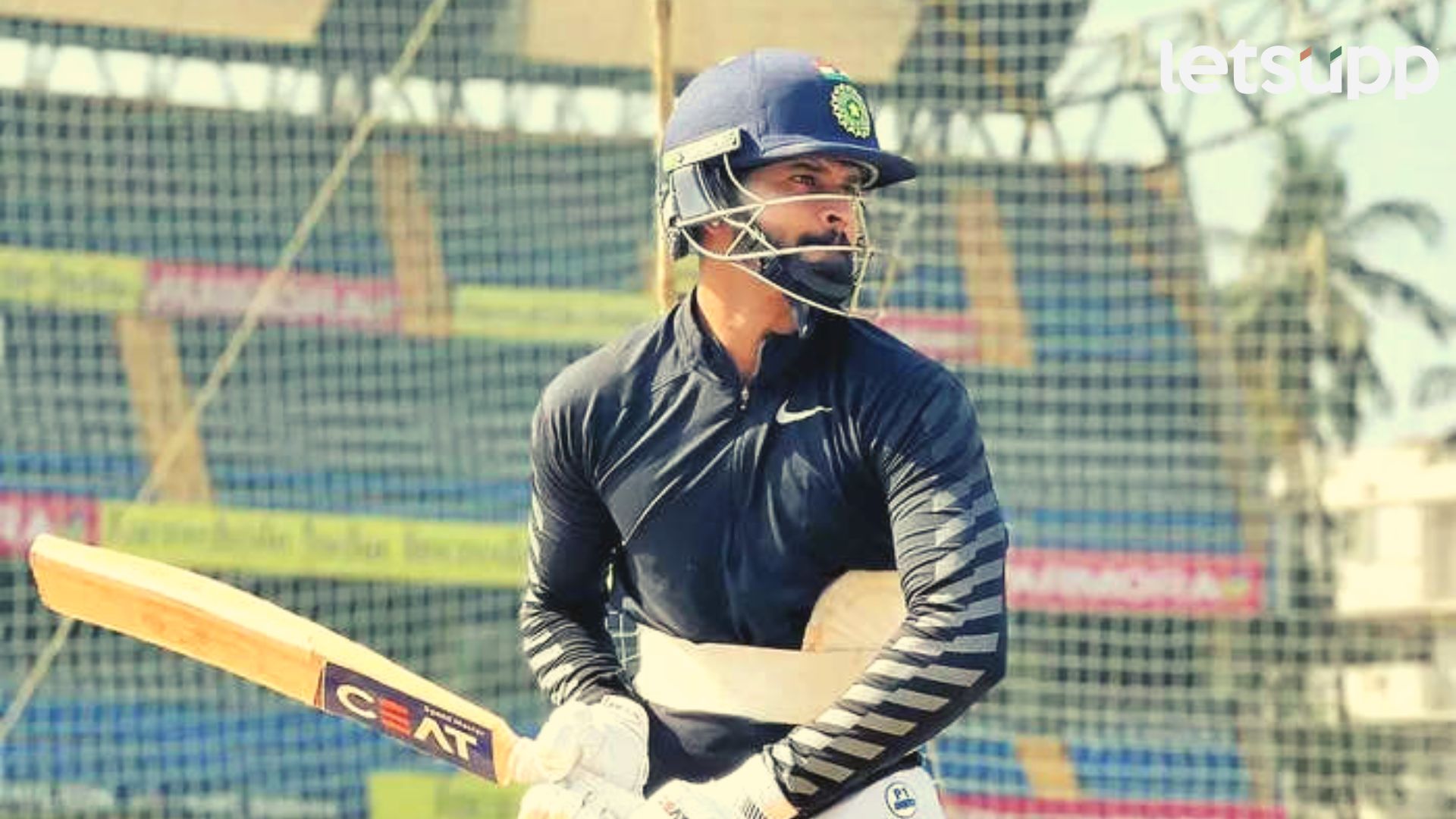 IND vs AUS : श्रेयस अय्यर दुसऱ्या कसोटीतून बाहेर ? फिटनेसबाबत महत्त्वाची अपडेट आली समोर Important Update Regarding Shreyas Iyer Fitness Has Come Out