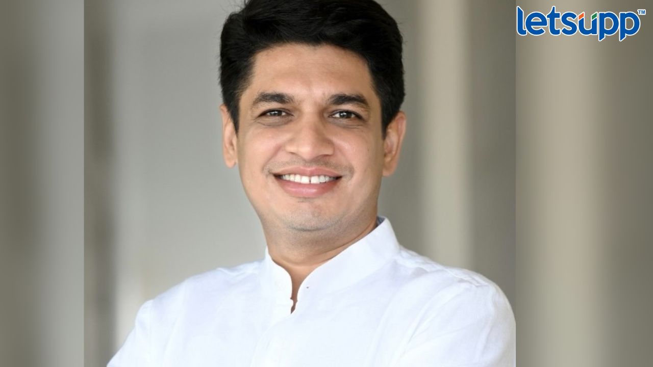 Satyajeet Tambe चा फोटो शिंदे गटाच्या बॅनरवर, नव्या चर्चाना उधाण ? Satyajeet
