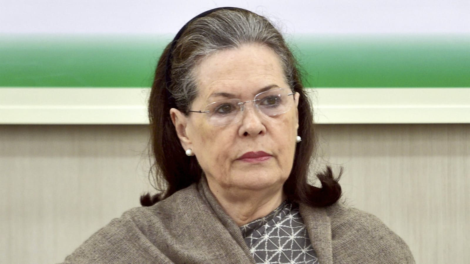 मोठी बातमी ! सोनिया गांधींनी दिले राजकीय निवृत्तीचे संकेत Sonai Gandhi
