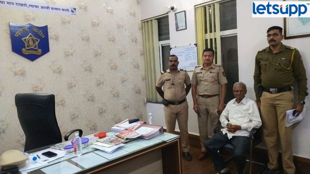 Kedar Jadhav Father Found