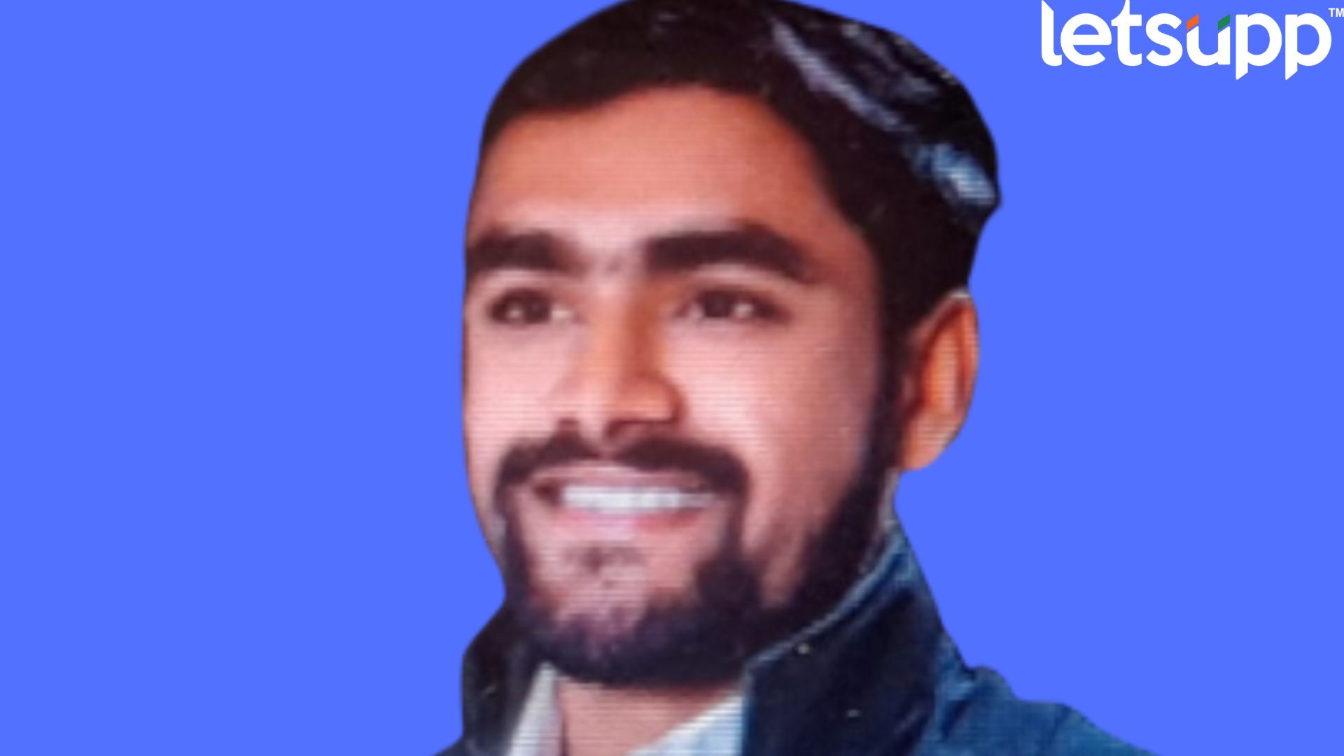 Santosh Khade… माय-बापाचा कोयता बंद करण्यासाठी एमपीएससी पास झालो! Santosh Khade MPSC