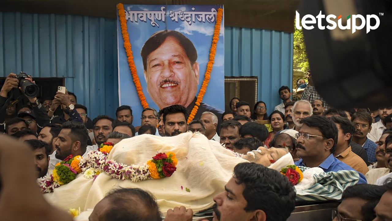 Girish Bapat : पुण्याची ताकद गिरीश बापट…! घोषणेने गिरीश बापट यांना अखेरचा निरोप Untitled Design 2023 03 29T193116.815