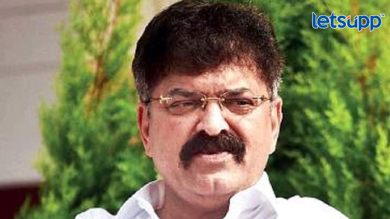 थेट कागद दाखवत आव्हडांची टीका, म्हणाले, ‘राज ठाकरेंचं कालचं भाषण स्क्रिप्टेड मॅच’ Hk Patil (3)