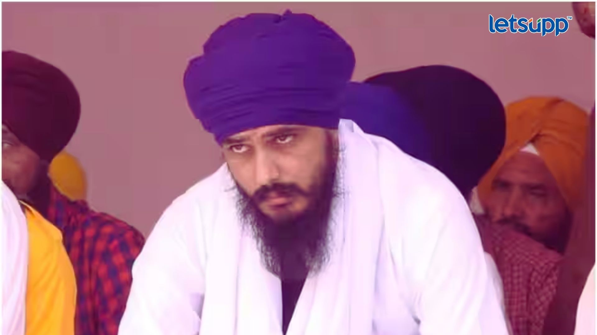 अमृतपाल सिंगच्या अटकेवरून पंजाब उच्च न्यायालयाने पोलिसांना फटकारलं; म्हणाले… Important Update Regarding Shreyas Iyer Fitness Has Come Out (69)