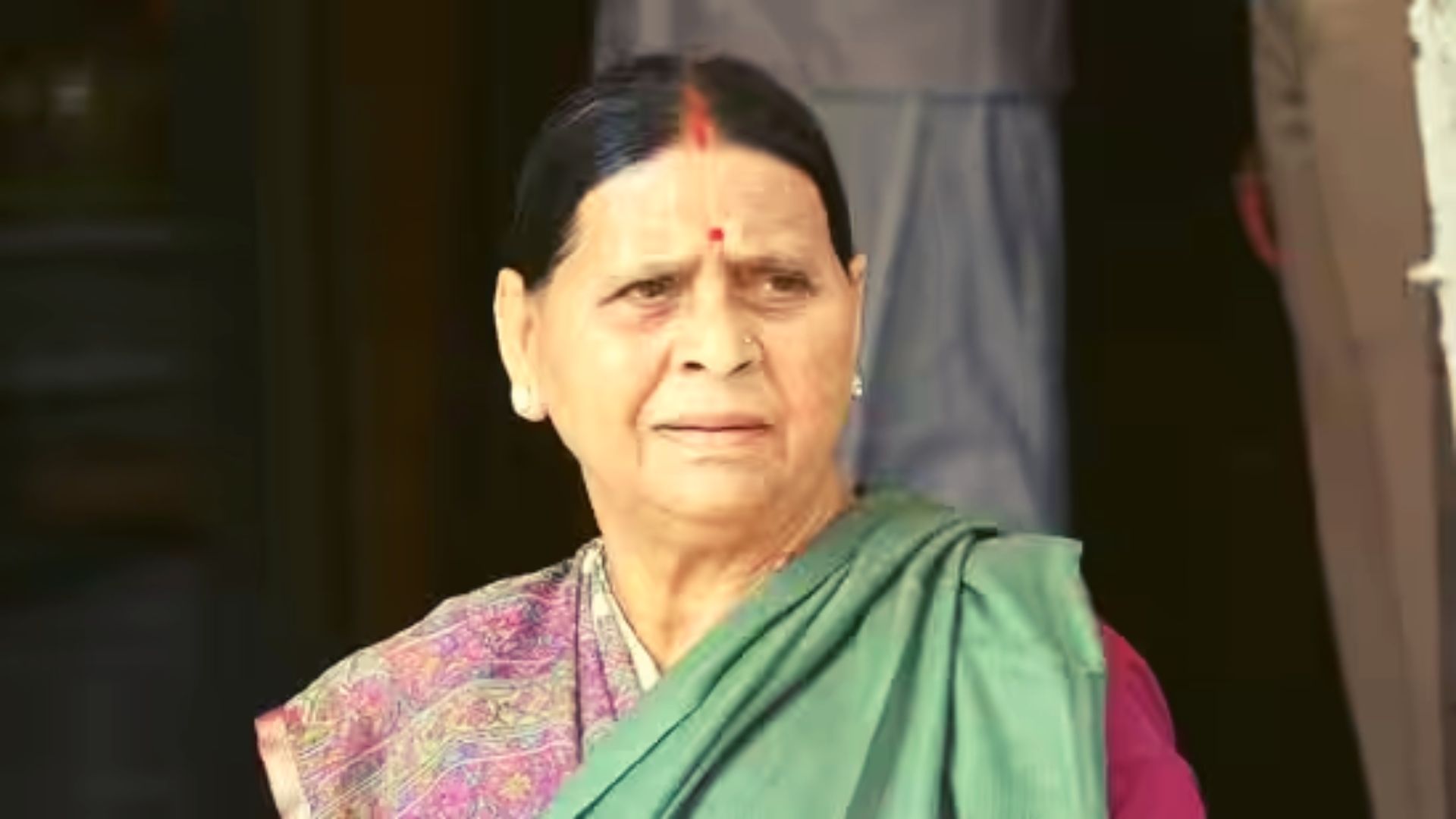 बिहारच्या माजी मुख्यमंत्री Rabri Devi यांच्या घरी सीबीआयची धाड Important Update Regarding Shreyas Iyer Fitness Has Come Out