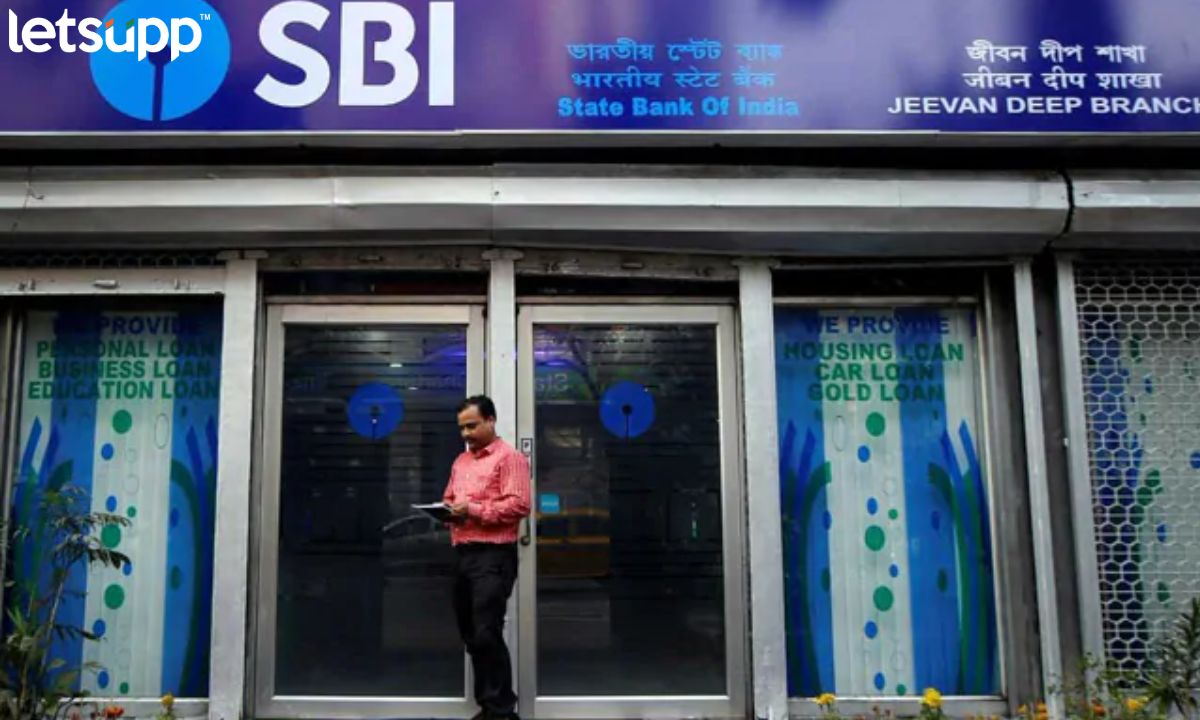 स्टेट बँकेत 1022 पदांची भरती! 30 एप्रिलपर्यंत ‘हे’उमेदवार  भरू शकता अर्ज,  थेट इंटरव्ह्यू अन् जॉईनिंग