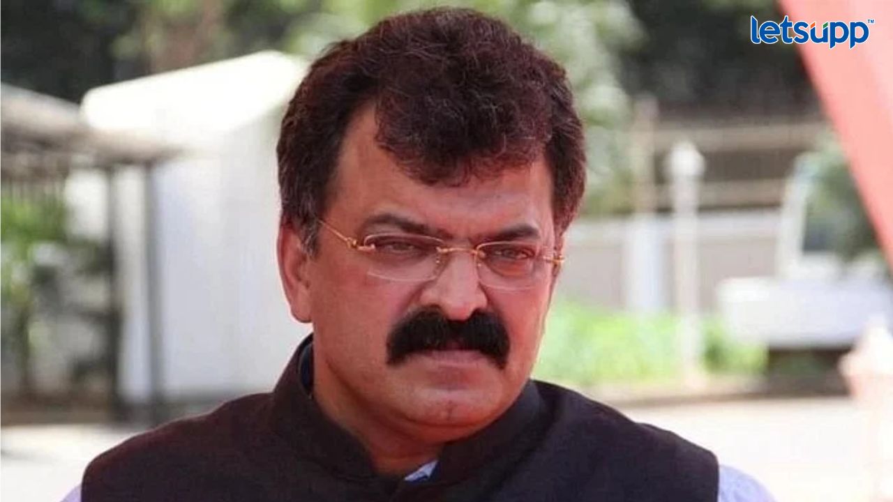 राष्ट्रवादीच्या कार्यकर्त्यांना त्रास देण्यासाठी पोलिसांचा वापर; आव्हाडांची टीका Untitled Design 2023 04 09T221716.878