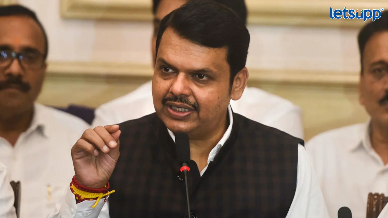 राष्ट्रवादी आणि कॉंग्रेसचे अनेक आमदार संपर्कात; फडणवीसांनी दिले मेगाभरतीचे संकेत, पक्ष प्रवेशाची वेळही सांगितली Untitled Design 2023 04 13T110901.031