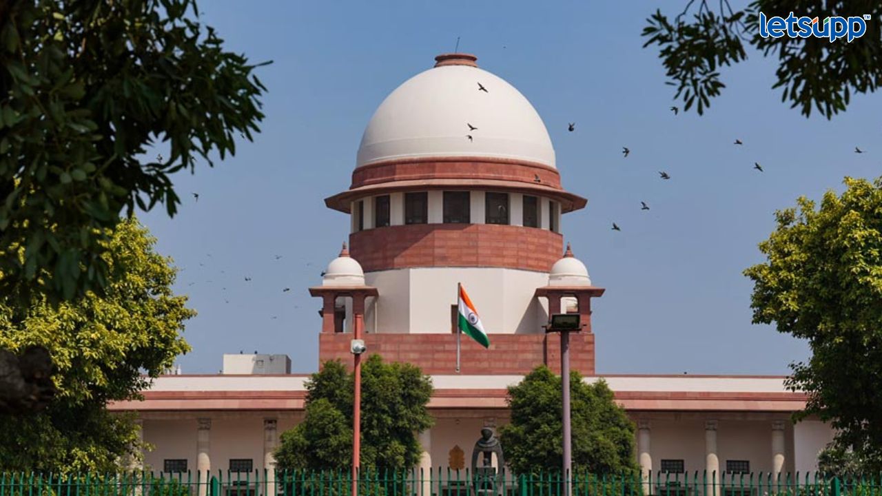 समलैंगिक विवाह ही शहरी श्रीमंतांची संकल्पना; समलैंगिक विवाहाच्या याचिकेवर केंद्र सरकारचा आक्षेप Untitled Design 2023 04 17T150124.674