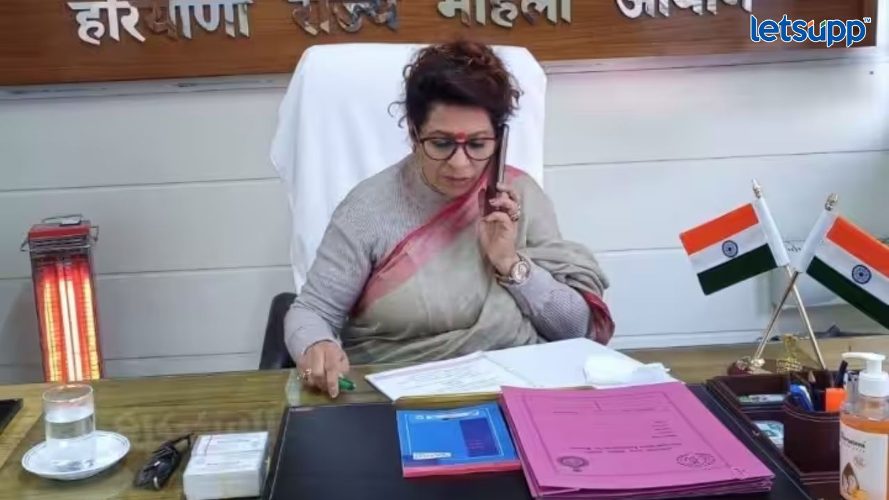 ओयो रुमवर मुली आरती करायला तर जात नाहीत ना? महिला आयोगाच्या अध्यक्षांनी केली मुलींची कान उघाडणी Untitled Design 2023 04 20T173139.056
