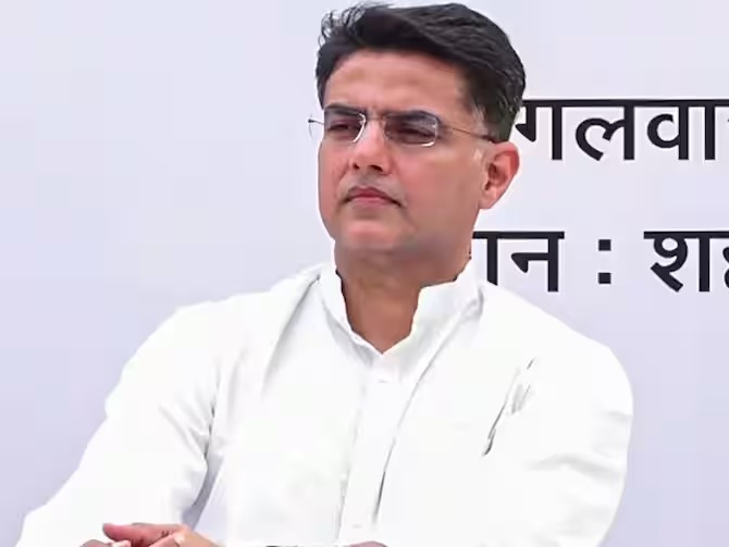 सचिन पायलटला मोठा झटका, काँग्रेसने केले ‘या’ यादीतून बाहेर WhatsApp Image 2023 04 19 At 9.42.31 PM