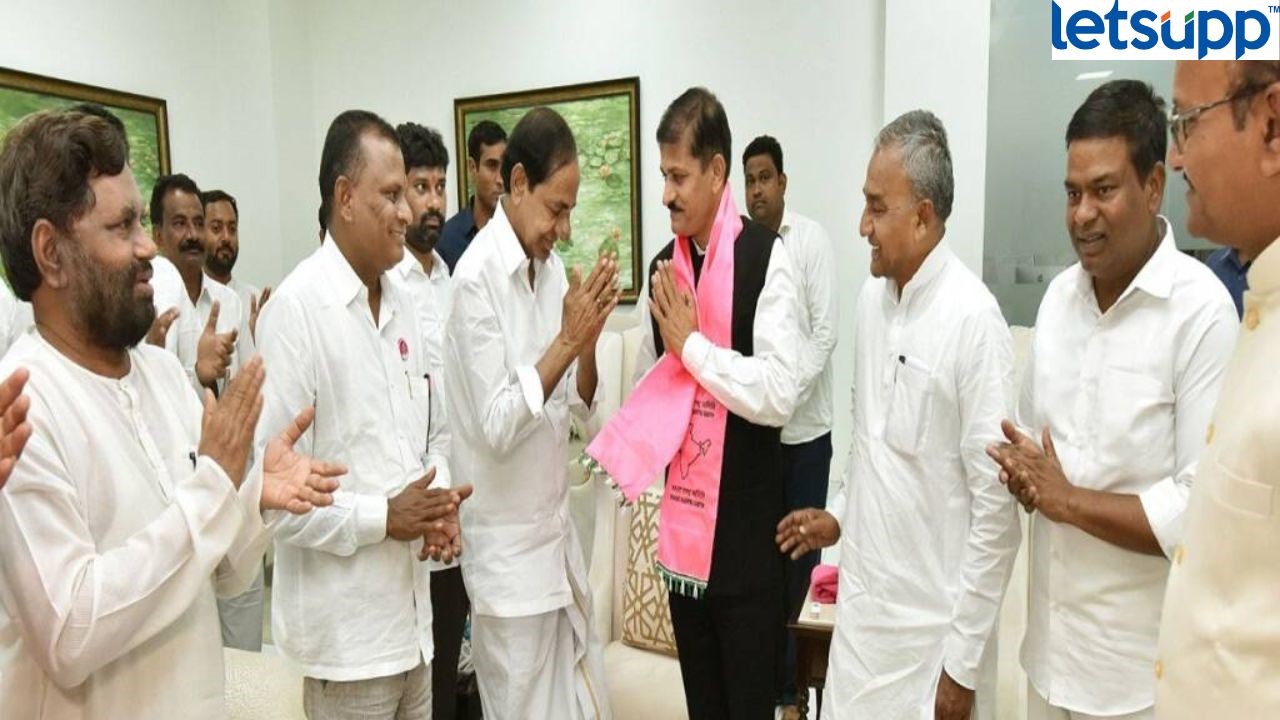 बीआरएसला विदर्भात बळ ! भाजपच्या ‘या’ माजी आमदाराने केला पक्षात प्रवेश Charan Waghmare