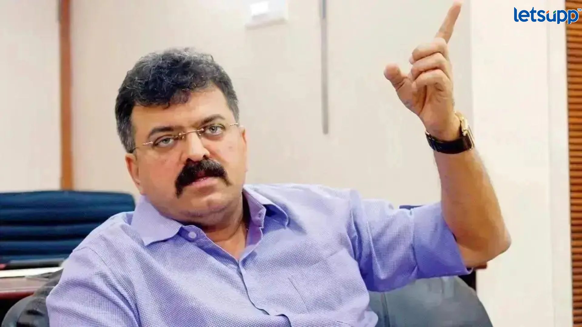 उगाच कोंबडी झुंजवण्याची कामं करू नका; आव्हाड पत्रकारावर भडकले Important Update Regarding Shreyas Iyer Fitness Has Come Out 2023 04 10T151853.490