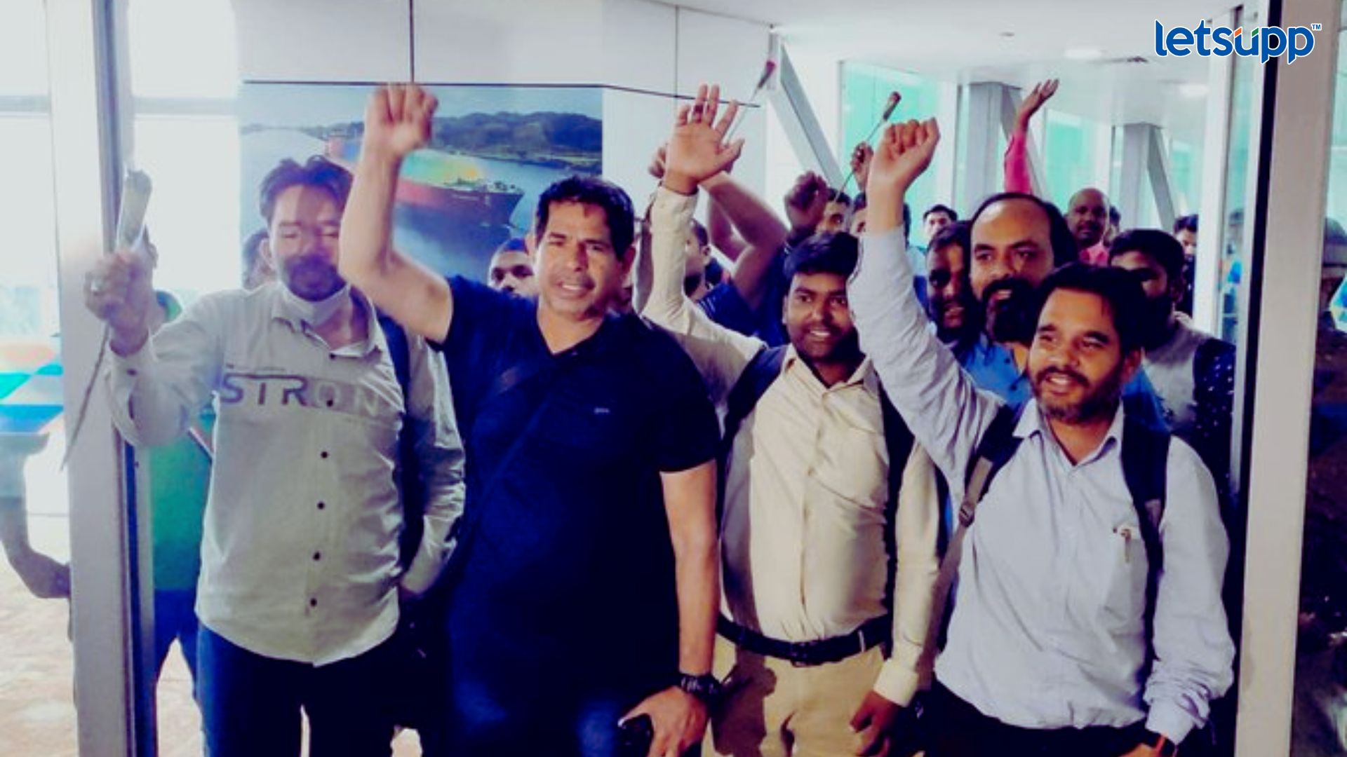 Sudan Crisis: ऑपरेशन ‘कावेरी’ सुदानमध्ये अडकलेले 2100 भारतीय सुखरुप परतले Important Update Regarding Shreyas Iyer Fitness Has Come Out 2023 04 29T132051.027