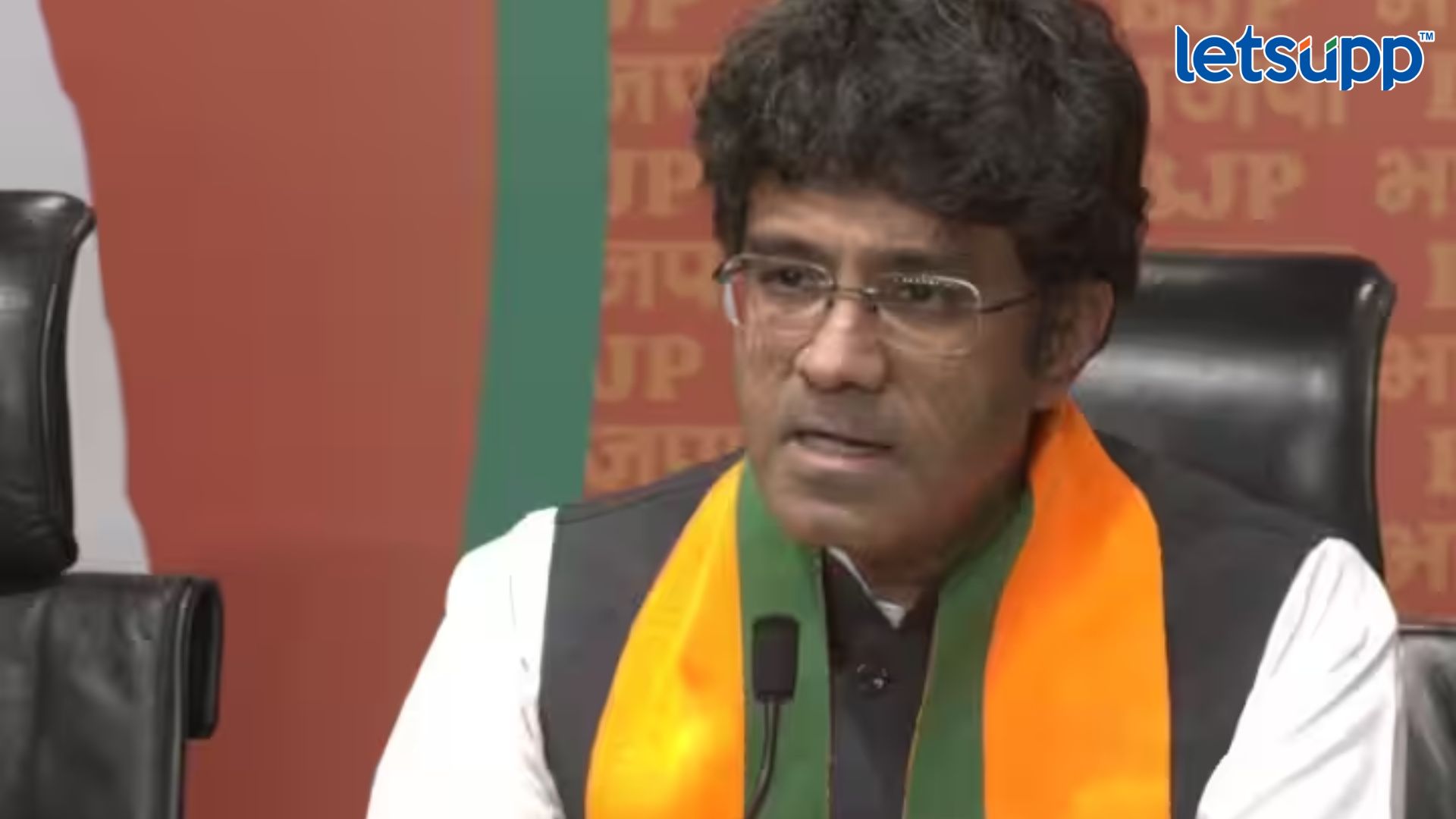 CR Kesavan Join BJP : तीन दिवसात काँग्रेसला तीन धक्के! पहिल्या भारतीय गव्हर्नर जनरलचा पणतू भाजपात Important Update Regarding Shreyas Iyer Fitness Has Come Out (50)