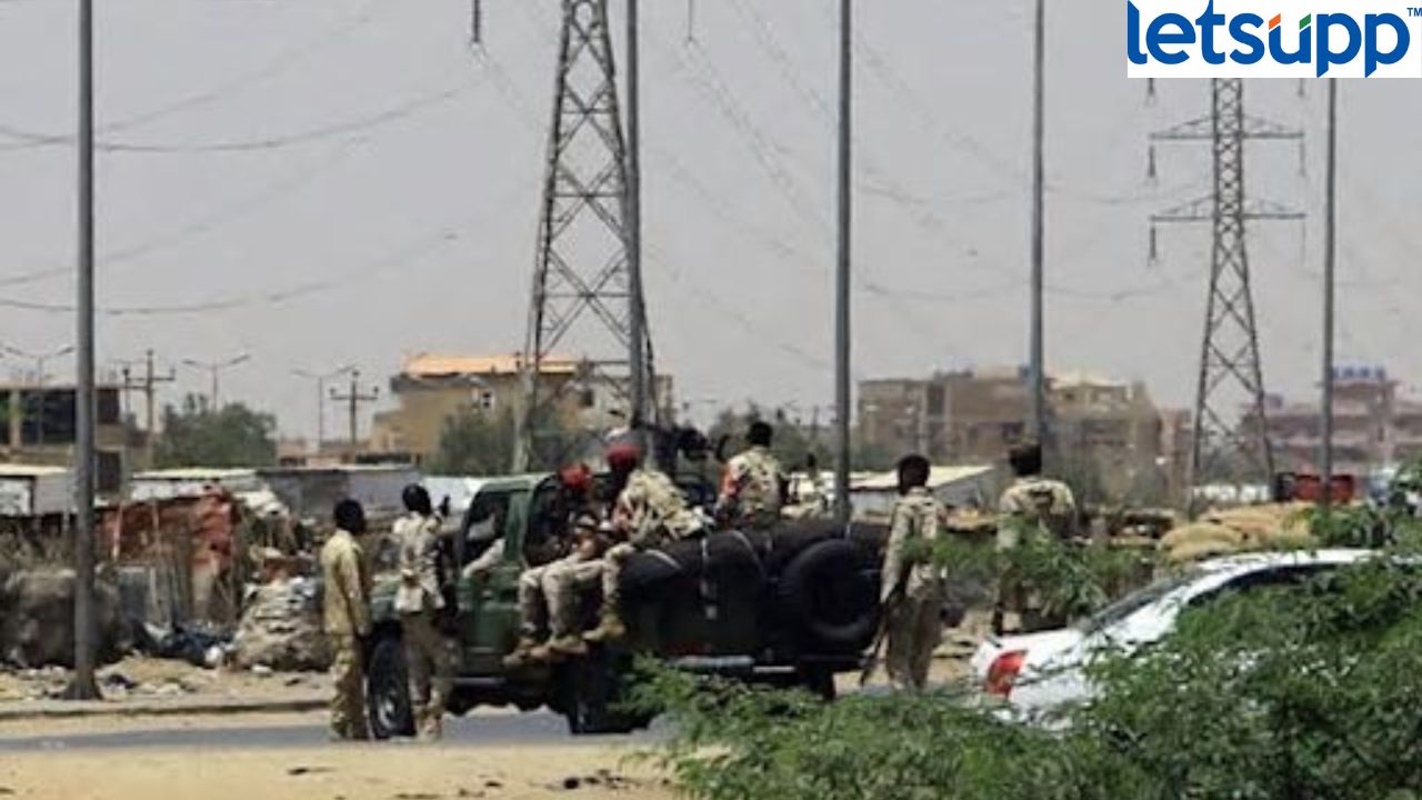 Sudan Clash : लष्कर पॅरामिलिटरीत तुफान गोळीबार ! भारतीयांना घरातच राहण्याच्या सूचना Sudan Clshes