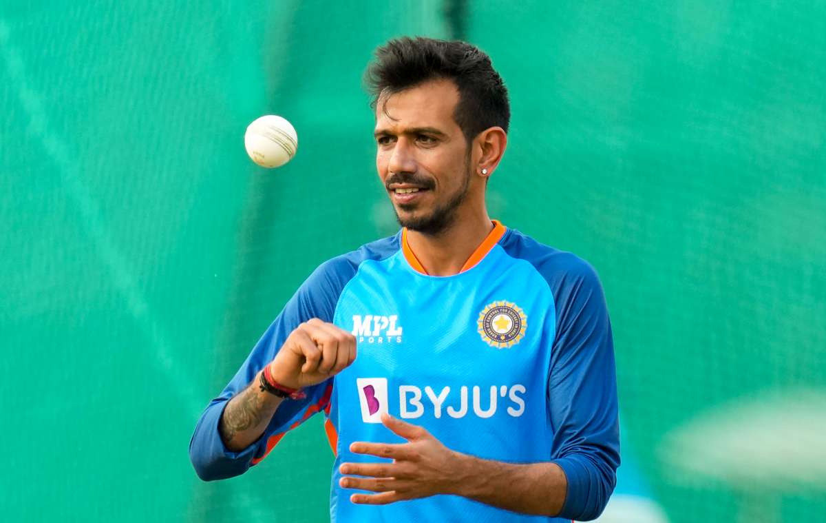 IPL : इतिहास रचण्यापासून युझवेंद्र चहल एक पाऊल दूर, या दिग्गजांना टाकणार मागे 54