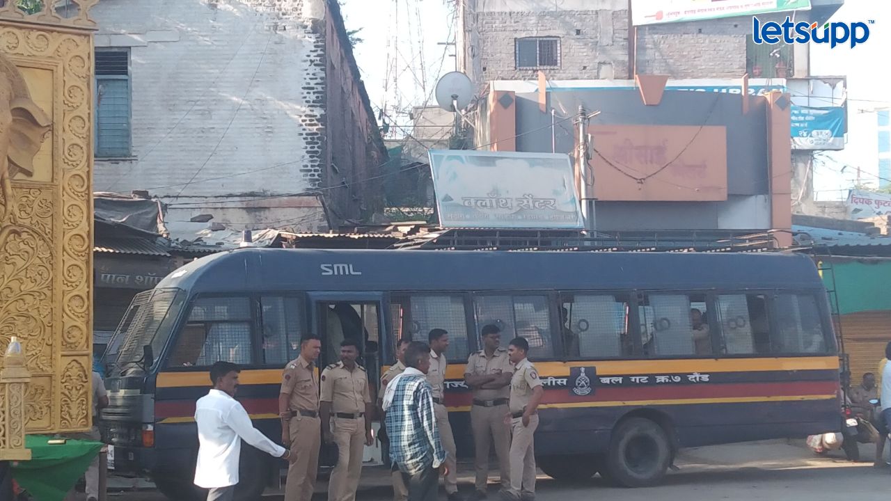 Shevgaon Riot : दंगलीनंतर शेवगावची झाली पोलीस छावणी shegaon