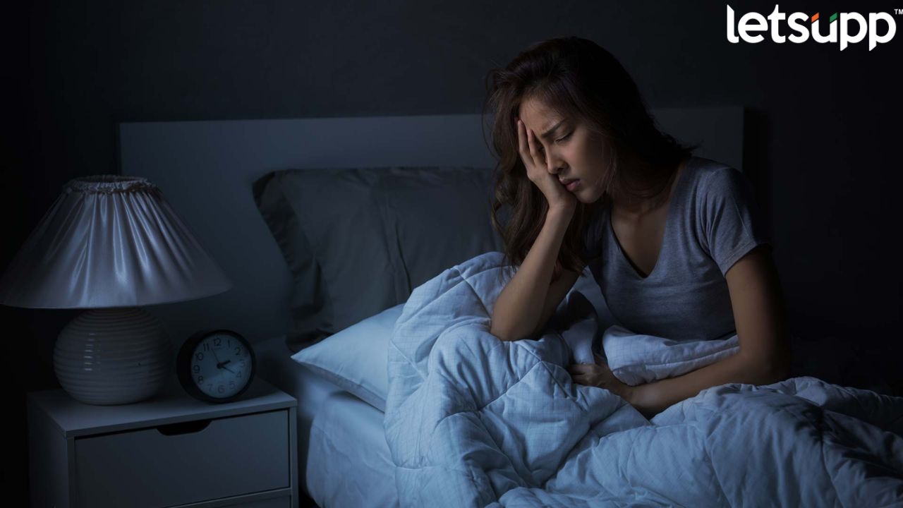 Vitamins Deficiency : सावधान! तुमच्या शरीरात ‘या’ व्हिटॅमिनची कमतरता ठरू शकते निद्रानाशास कारणीभूत NIDRANASH