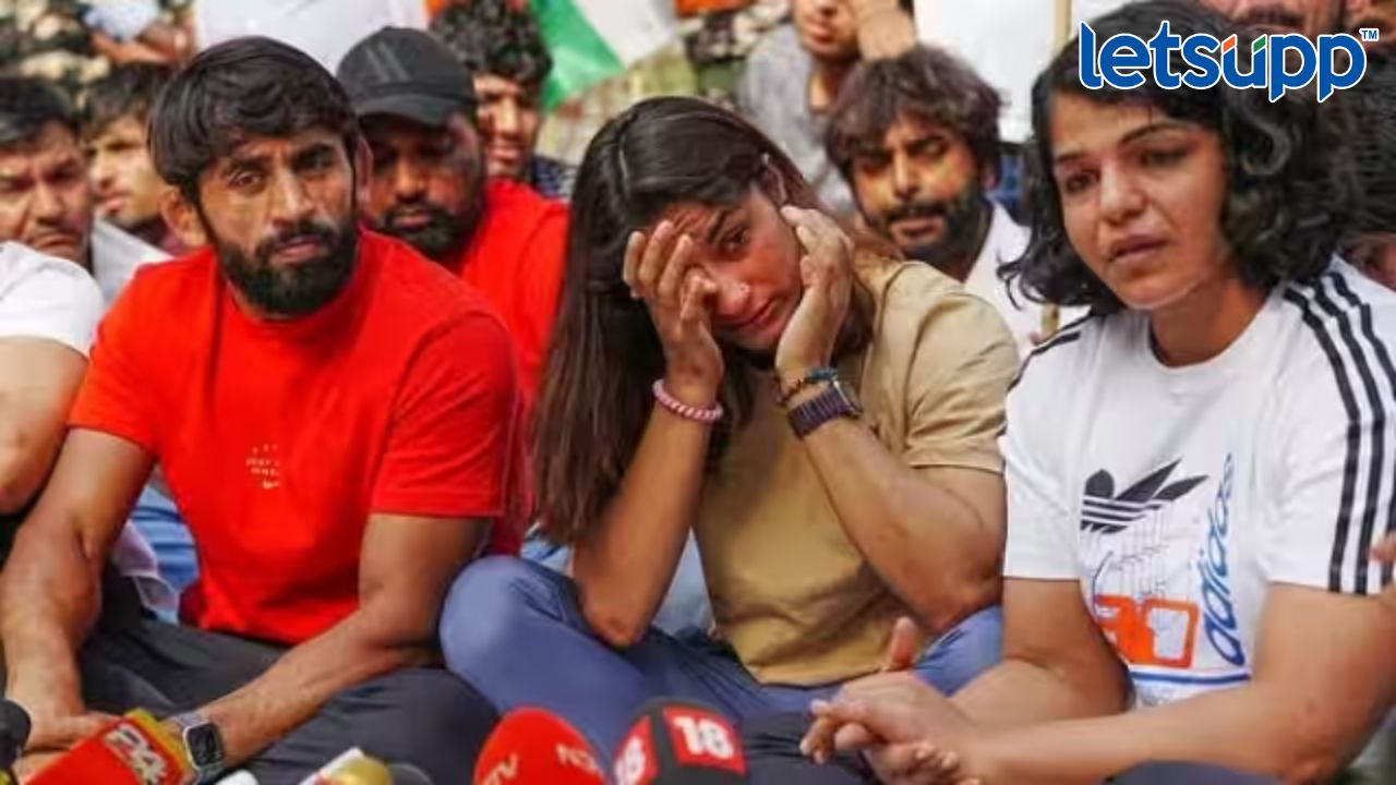 कुस्तीपटूंसाठी आंतरराष्ट्रीय कुस्ती परिषद आखाड्यात; भारतीय कुस्ती संघाला दिला बरखास्तीचा इशारा UPSC Exam (18)