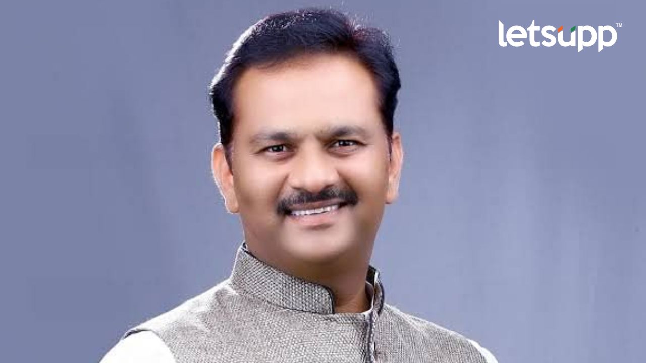 ‘साखरसम्राट’ अभिजित पाटील नेमके आहेत तरी कोण? Untitled Design 2023 05 07T183604.295