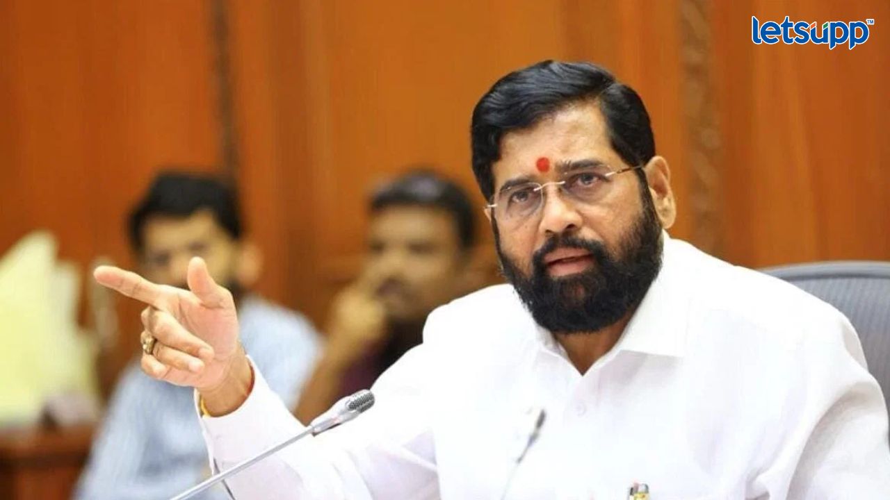 सत्तासंघर्षावरील निकाल : मुक्काम पोस्ट वर्षा निवासस्थानी सकाळी १० वाजताची परिस्थिती….. Untitled Design (65)