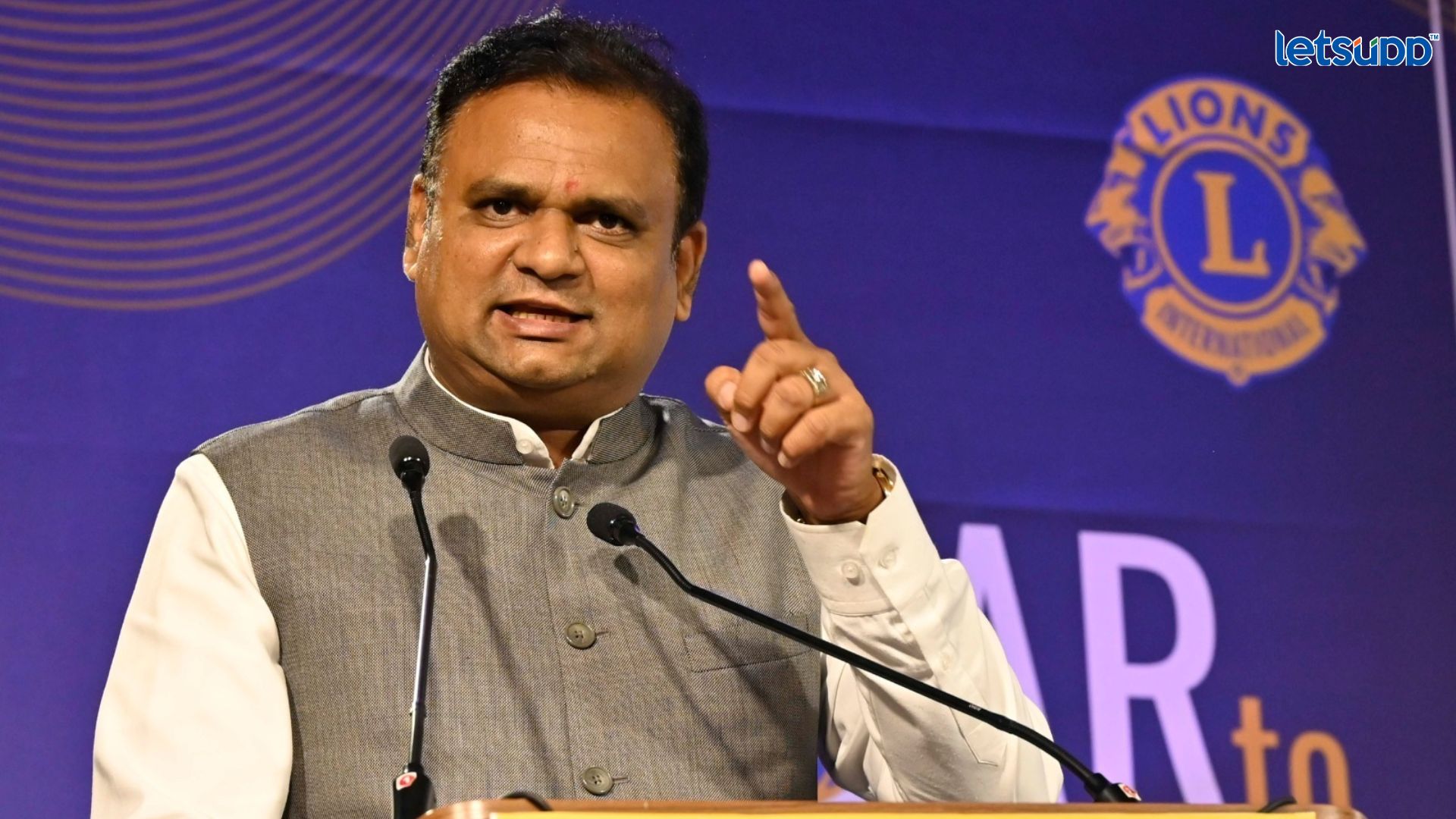 सत्तासंघर्षावरील निर्णयाआधी नार्वेकरांचे मोठे विधान; म्हणाले 16 आमदारांचा निर्णय फक्त… Important Update Regarding Shreyas Iyer Fitness Has Come Out 2023 05 09T134523.996