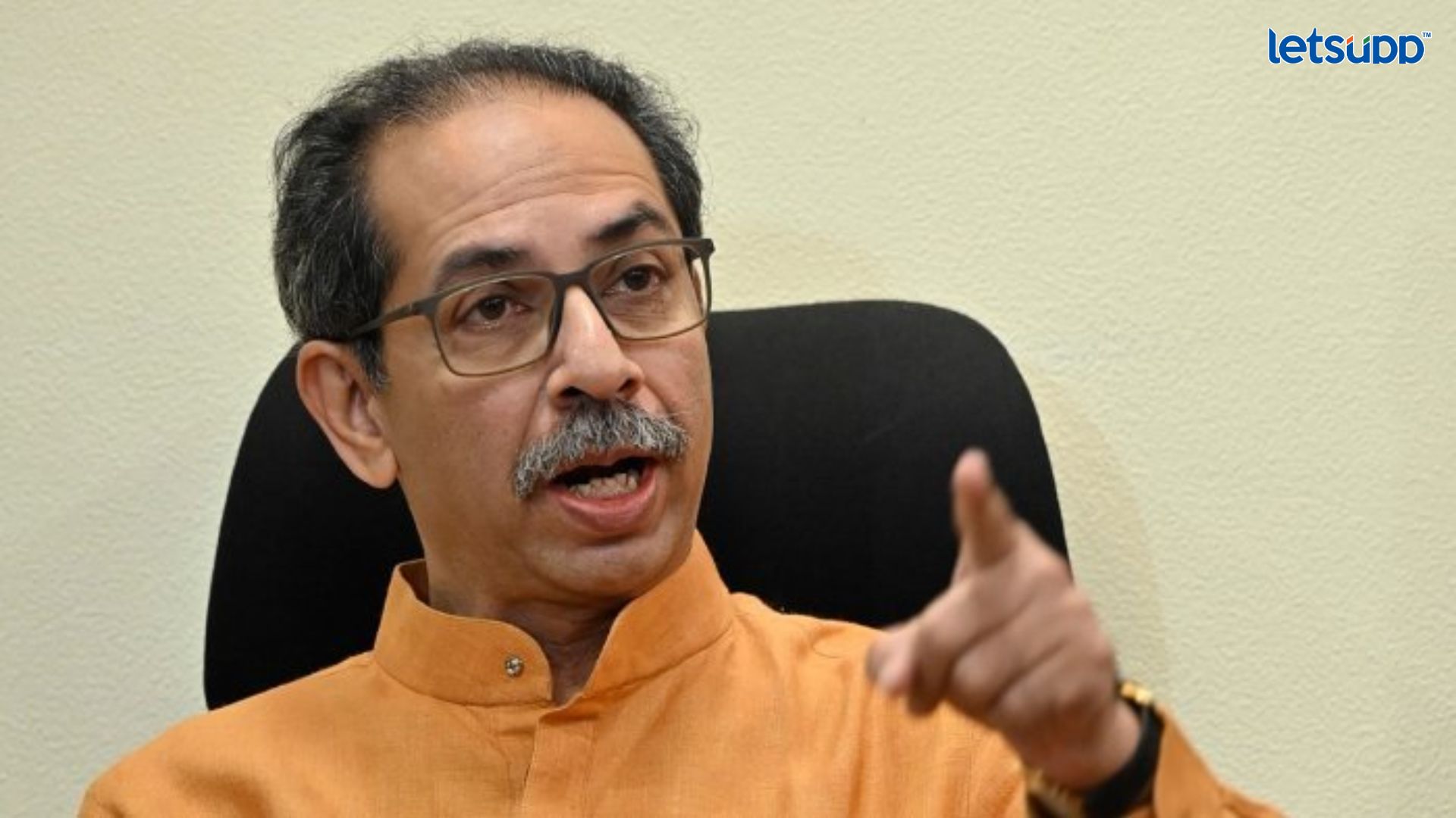 Video : ‘राजीनामा देणं चुकलं असेलही’…; कोर्टाच्या निकालावर उद्धव ठाकरेंची पहिली प्रतिक्रिया