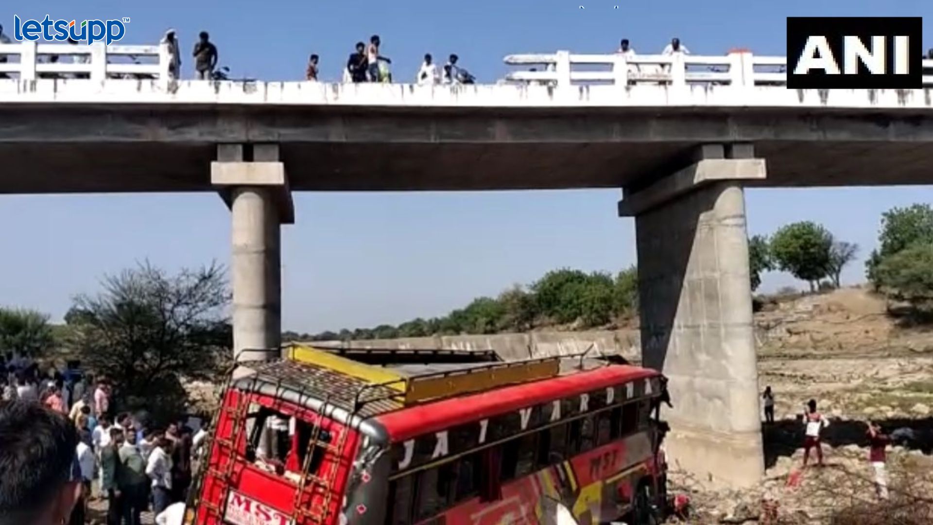 Khargone Bus Accident : मध्यप्रदेशात मोठा अपघात; 50 फूट नदीत बस कोसळली, 15 जणांचा मृत्यू Important Update Regarding Shreyas Iyer Fitness Has Come Out (94)