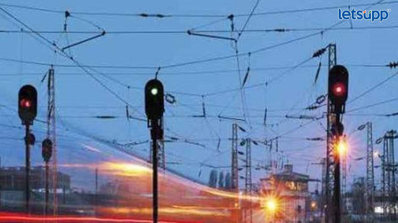 अखेर रेल्वे प्रशासनाला जाग, आता देशभरातील सिग्नलिंग यंत्रणेचे ऑडिट करण्याचा घेतला निर्णय FIR Against Ex MD Of BharatPe, Family For Allegedly Defrauding The Fintech Of ₹81 Crore (81)