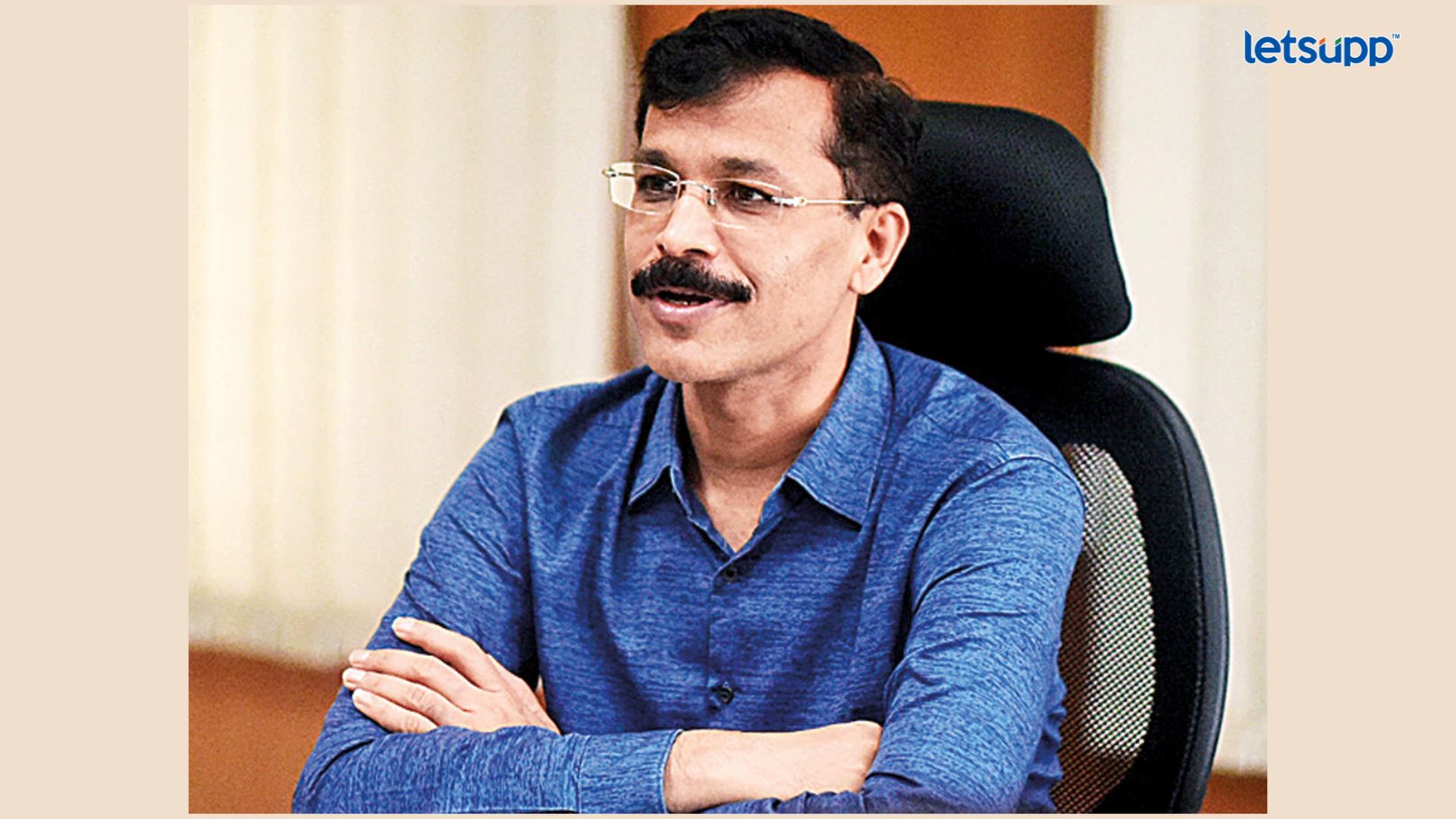 IAS तुकाराम मुंडे यांची पुन्हा बदली; सत्तारांच्या मंत्रालयातून एका महिन्यात उचलबांगडी Kapil Dev