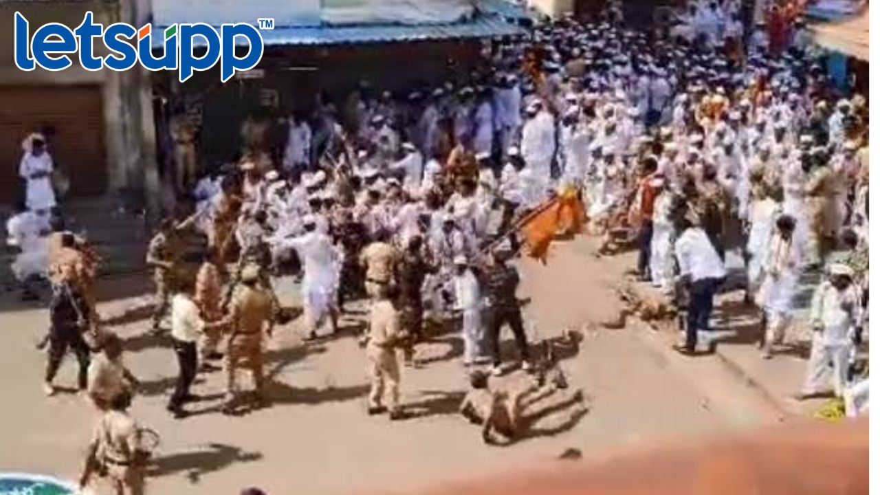 पोलिसांकडून वारकऱ्यांवर लाठीचार्ज… औरंग्या नक्की कोणाच्या अंगात संचारला, विरोधकांचा सवाल UPSC Exam (4)
