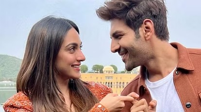 पडद्यावर पुन्हा चालणार कार्तिक-कियारा जोडीची जादू, पहिल्या दिवशी किती कमाई करणार चित्रपट WhatsApp Image 2023 06 27 At 9.57.16 AM