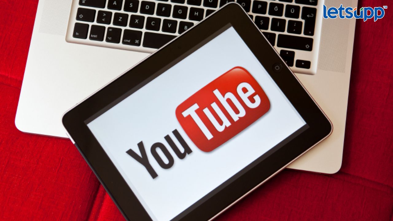 YouTube New Policy : युट्यूबच्या माध्यमातून पैसे कमावणं आणखी सोपं, आता फक्त 500 सबस्क्राईबर्स होताच सुरू होईल कमाई Google Changes Youtube Rules