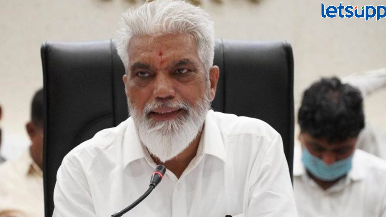 आता राज्यातील शिक्षकांनाही गणवेश? शिक्षकांच्या गणवेशाबाबत शिक्षणमंत्र्यांचं मोठं वक्तव्य.. Dada Bhuse