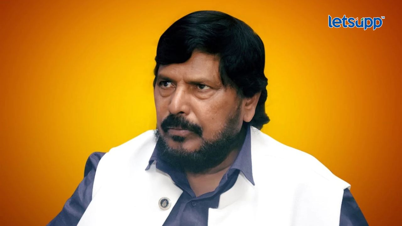 Ramdas Athawale : लोकसभेच्या तीन जागा अन् मंत्रिमंडळात स्थान हवं; आठवलेंची एनडीएकडं थेट मागणी Ramdas Athawale