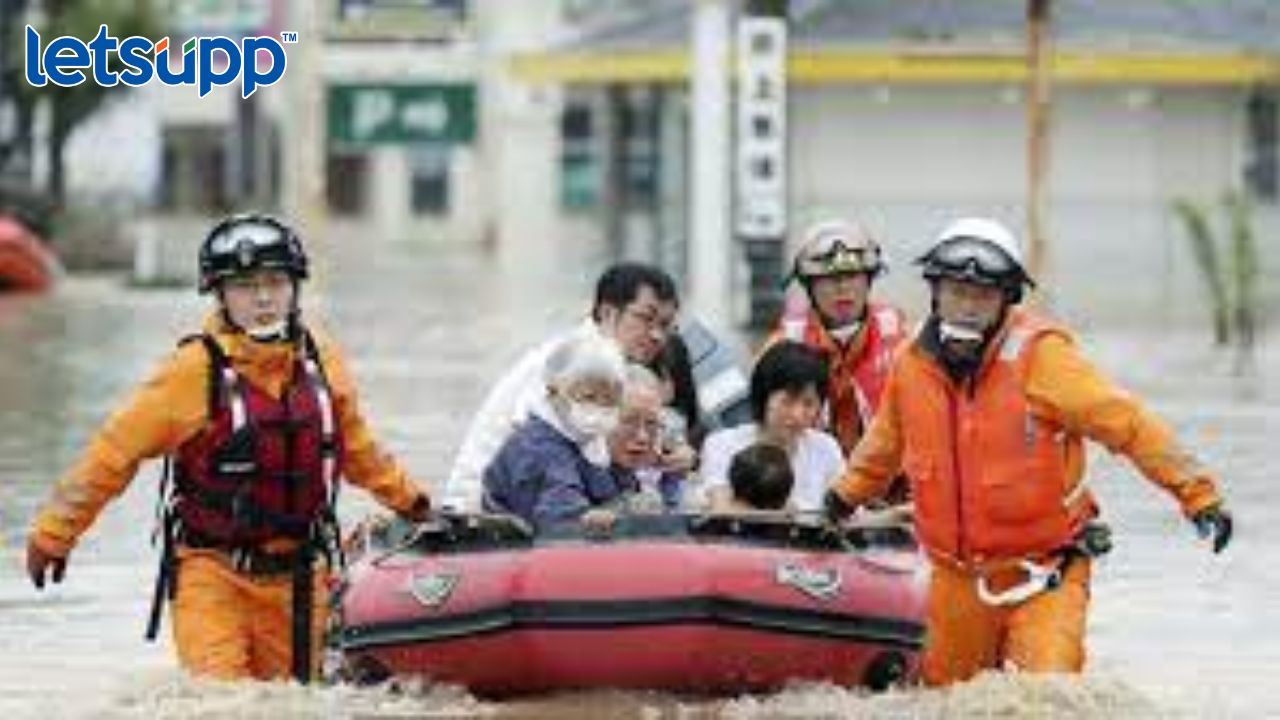 Japan Rain : जपानमध्ये आभाळ फाटलं! 15 ठिकाणी भूस्खलन, 20 नद्यांना महापूर, प्रशासनाचे घरे सोडण्याचे आदेश