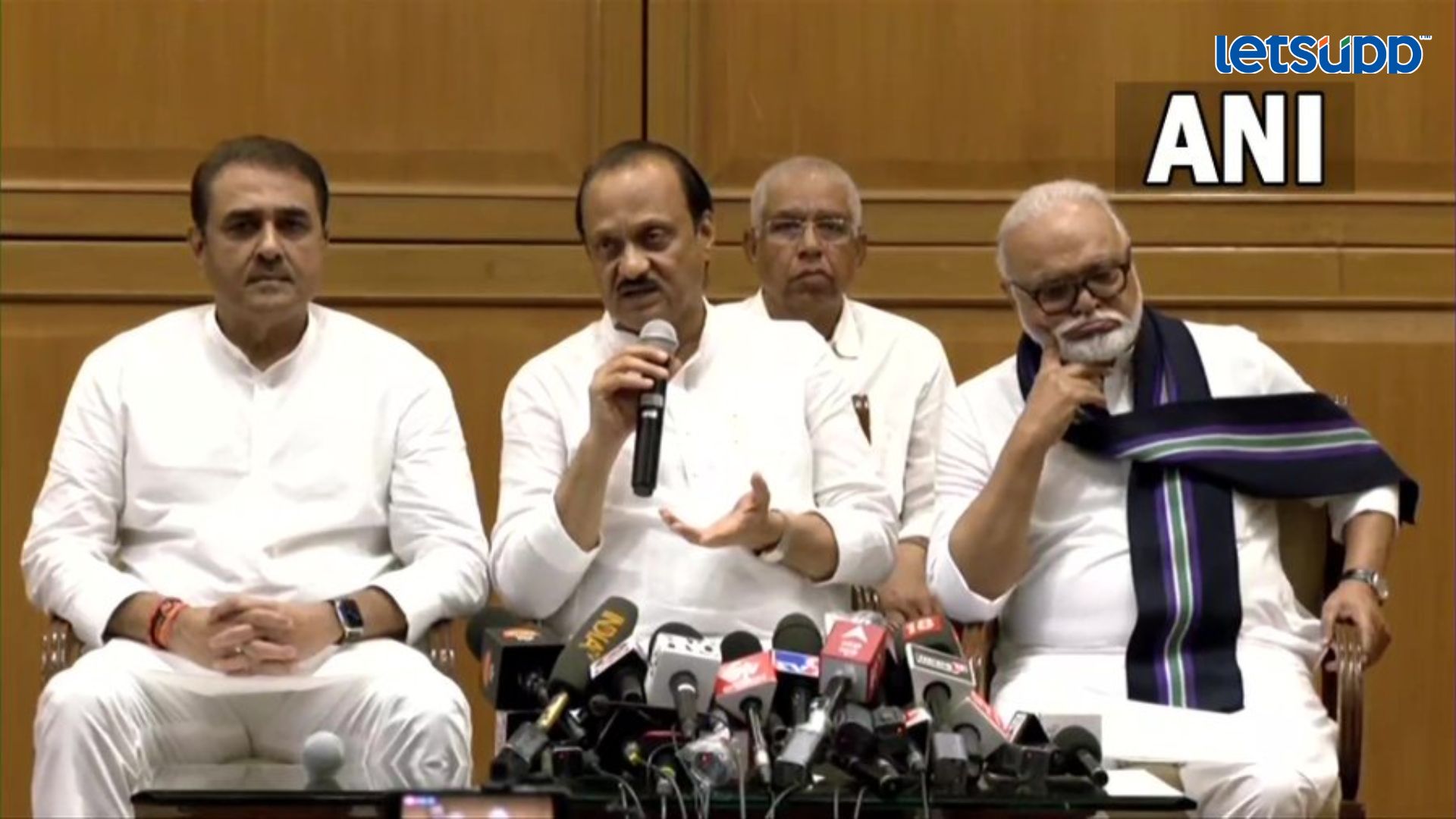 अजितदादांचा राष्ट्रवादी पक्षावर दावा; आगामी सर्व निवडणुका घड्याळ चिन्हावर लढवणार Letsupp Image 2023 07 02T160437.921