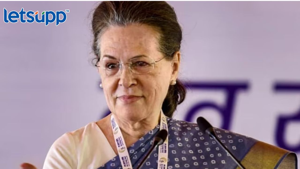 विरोधी पक्षांच्या ऐक्यासाठी सोनिया गांधी मैदानात, बंगळुरूच्या बैठकीला 24 पक्ष एकवटणार Sonia Gandhi