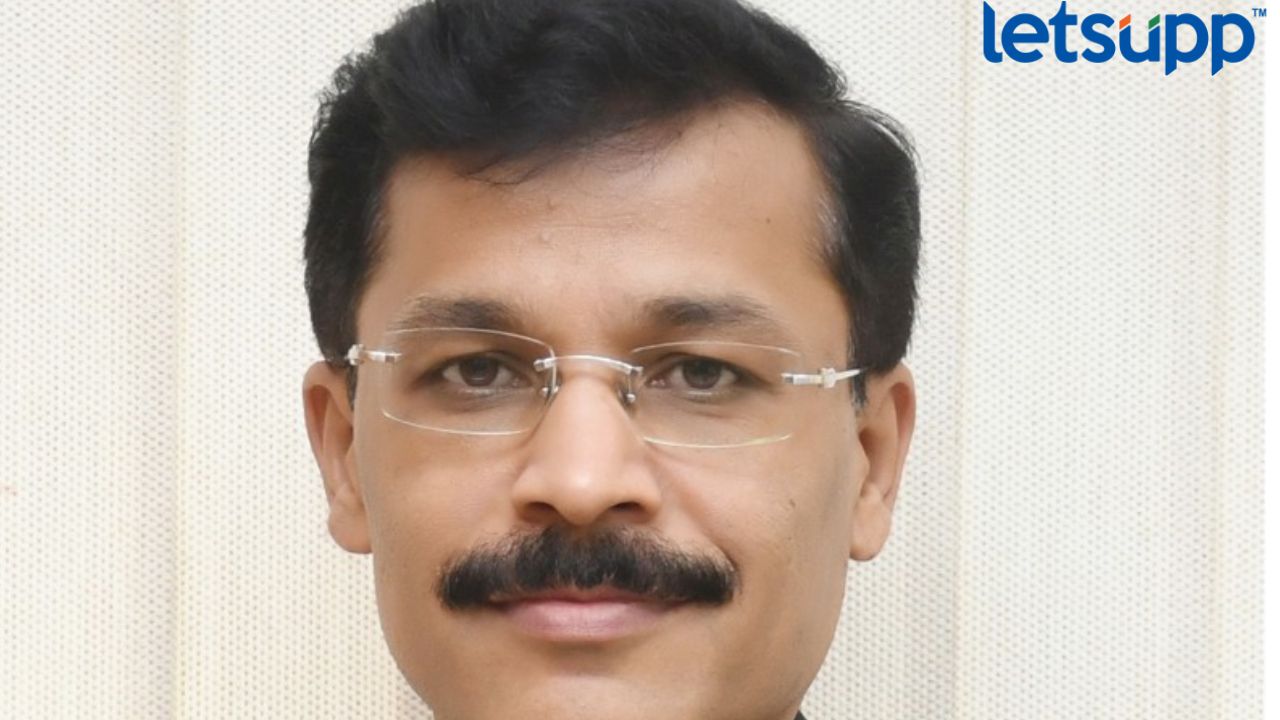 IAS Tukaram Mundhe : तुकाराम मुंढेंची महिन्याभरात बदली, आता पशुसंवर्धनची जबाबदारी Tukram Munde