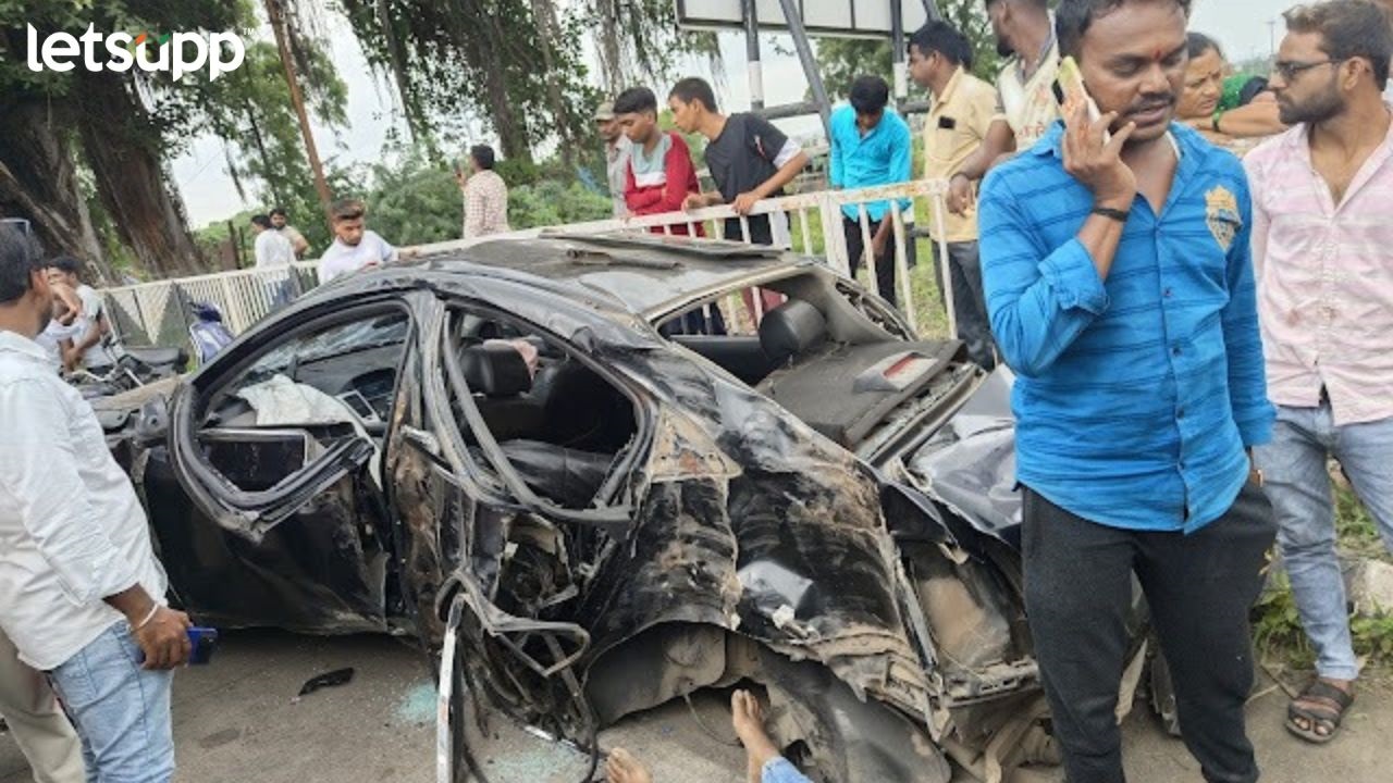 Ahmedangar News : कारचालकाचा ताबा सुटल्याने ट्रकला जोरदार धडक! अपघातात दोघे ठार तर तिघे जखमी… Ahmednagar News