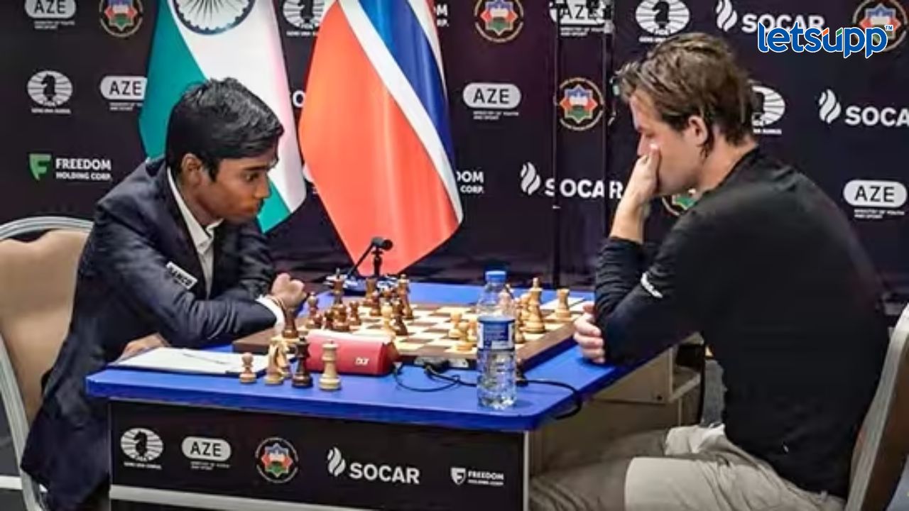 Chess World Cup : प्रज्ञानानंदाचे जगज्जेते होण्याचे स्वप्न भंगले; अंतिम सामन्यात कार्लसनकडून पराभूत