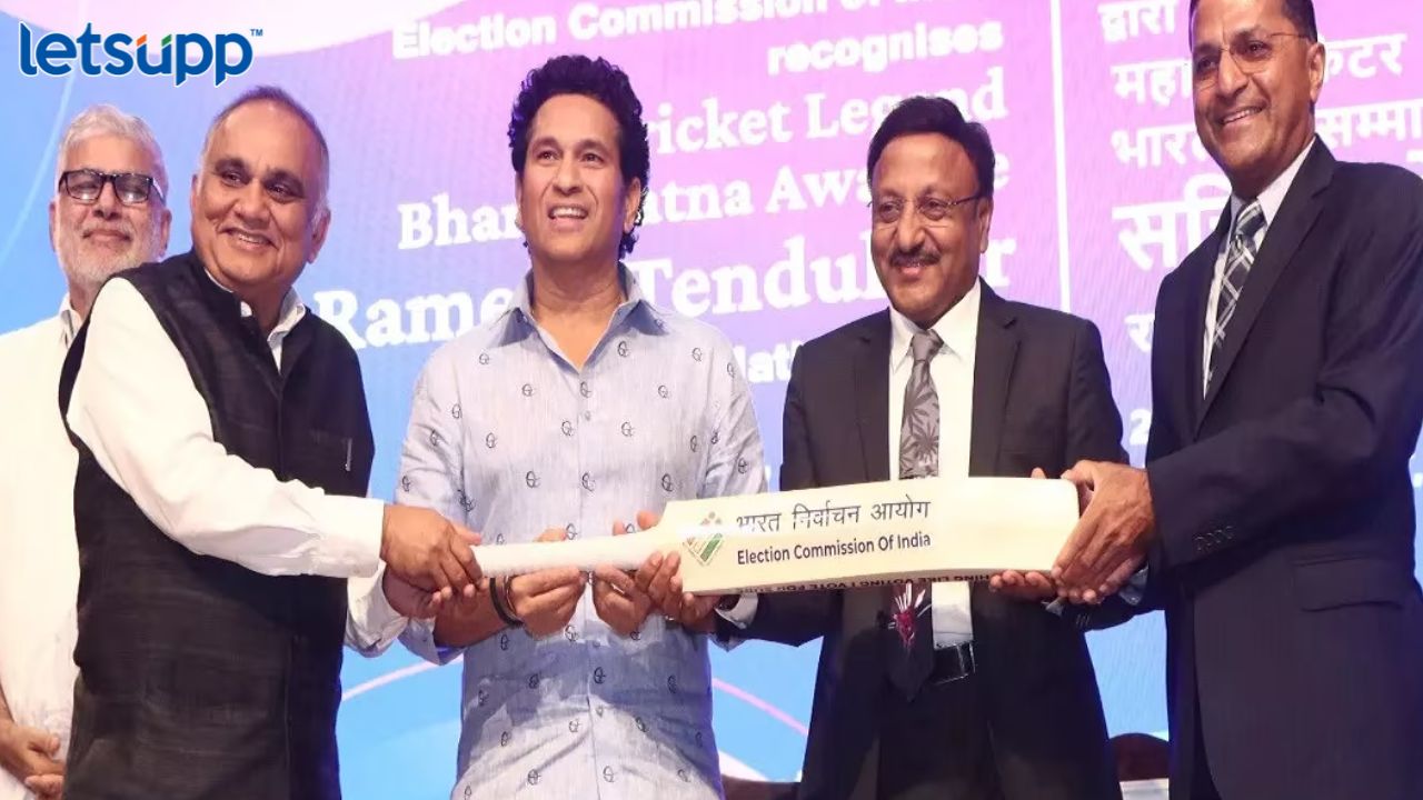 मास्टर ब्लास्टर सचिन तेंडुलकरवर नवी जबाबदारी, निवडणुक आयोगाचा नॅशनल आयकॉन म्हणून नियुक्त Sana Khan (7)